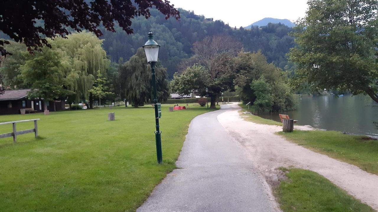 Wildente Am See Maishofen Exterior foto